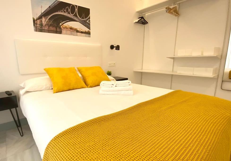 My In Triana, Luminoso Y Acogedor Apartamento Sevilha