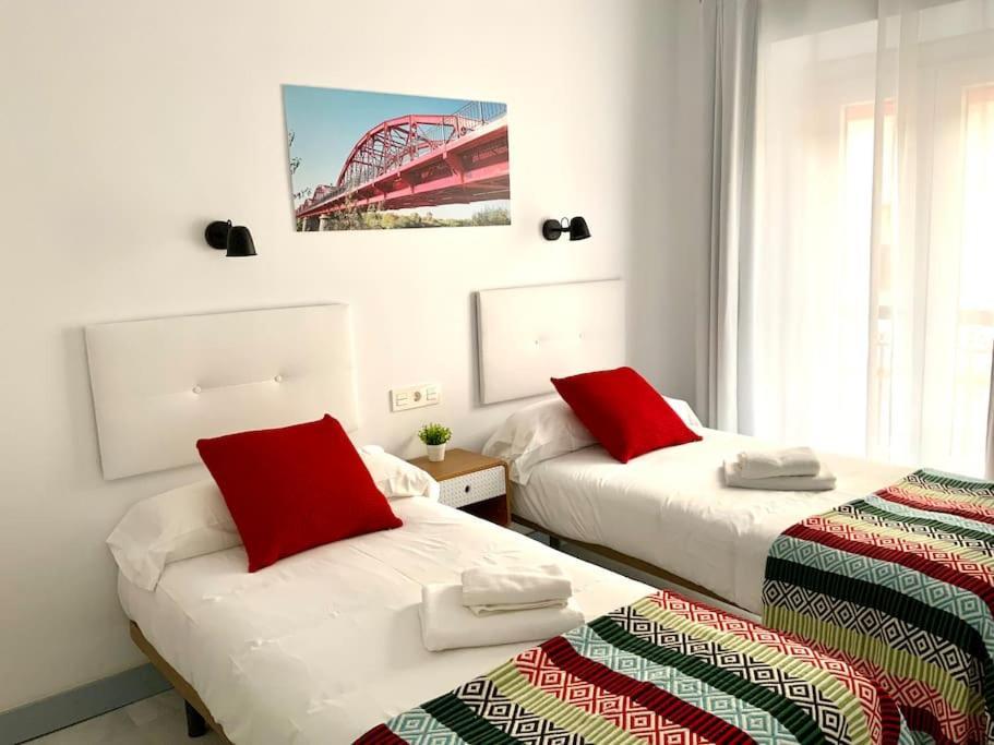 My In Triana, Luminoso Y Acogedor Apartamento Sevilha